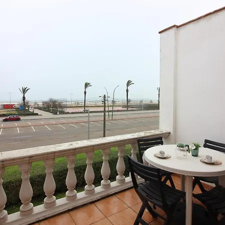 Vista Bahia 23 - En Primera Linea De Mar A Pocos Metros Del Centro De Con Aparcamiento. - Es-228-183 * Empuriabrava